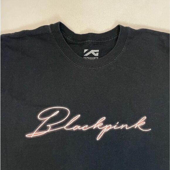 Black pink Neon Logo Graphic T-shirt Women Large Black Short Sleeve Music - Picture 2 of 6